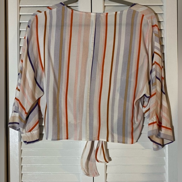 Anthropologie BNDI Blouse Size Small White with Stripes Button Front Cropped - Picture 3 of 8